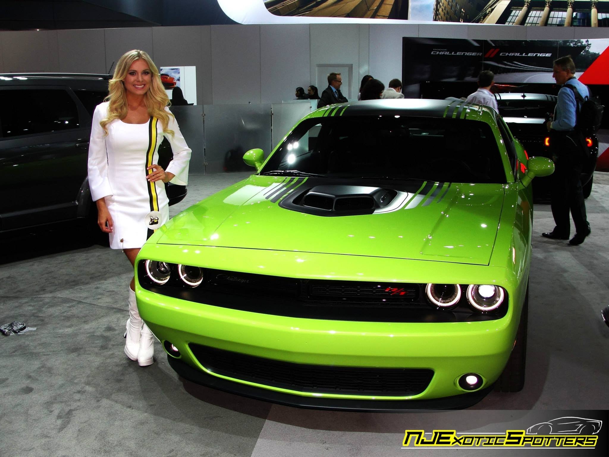 2015 Dodge Challenger R/T Shaker